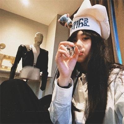 拿着手术刀的猎人